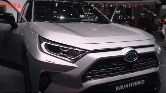 Анонс видео-теста Новая Тойота Toyota RAV4. Это революция! Лиса рулит. Елена Лисовская