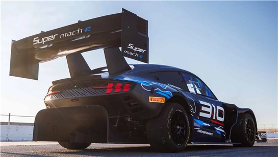 Анонс тест-драйва Ford Super Mustang Mach-E побеждает в своем классе на "Гонке в облака"