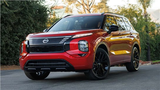 Анонс тест-драйва Nissan вывел на рынок гибридный Rogue, но это почти полный двойник Mitsubishi Outlander