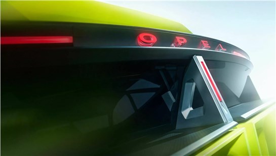 Анонс тест-драйва Opel готовит к презентации концептуальный спорткар 