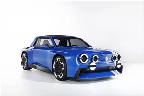 Анонс тест-драйва Renault воскресила классический 8 Gordini в виде электрического купе