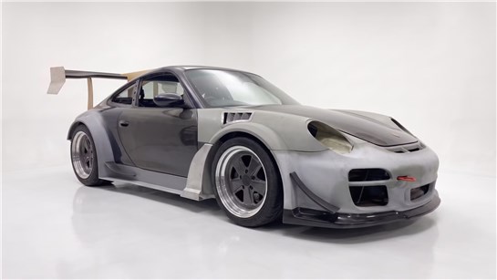 Анонс тест-драйва Уникальный рестомод на базе Porsche 911 получил битурбированный V8
