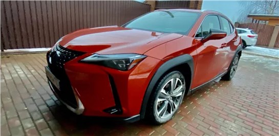 Анонс видео-теста Бомбический Lexus UX гибрид! Который никогда не купим...
