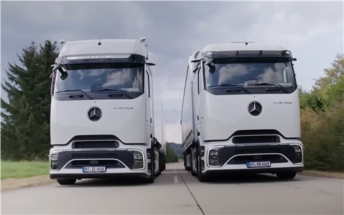 Анонс тест-драйва Электрический грузовик Mercedes-Benz eActros 600 проехал задним ходом почти 125 км и вошел в Книгу рекордов Гиннесса