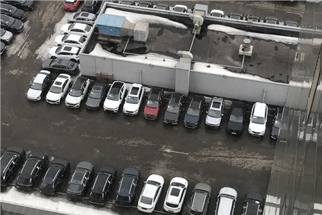 Анонс тест-драйва «Ждуны», дорогие кредиты и переполненные склады