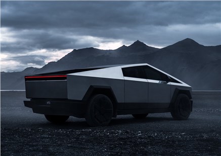 Анонс тест-драйва Tesla тихо убрала из конфигуратора Cybertruck опциональную дополнительную батарею 