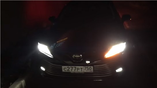 Анонс видео-теста Что может топовая Toyota Camry ночью?