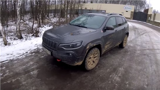 Анонс видео-теста Взял Jeep Cherokee Trailhawk - теперь с V6 на трассе!