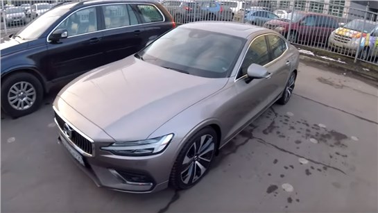 Анонс видео-теста Взял Volvo S60 T5 - полупенсион