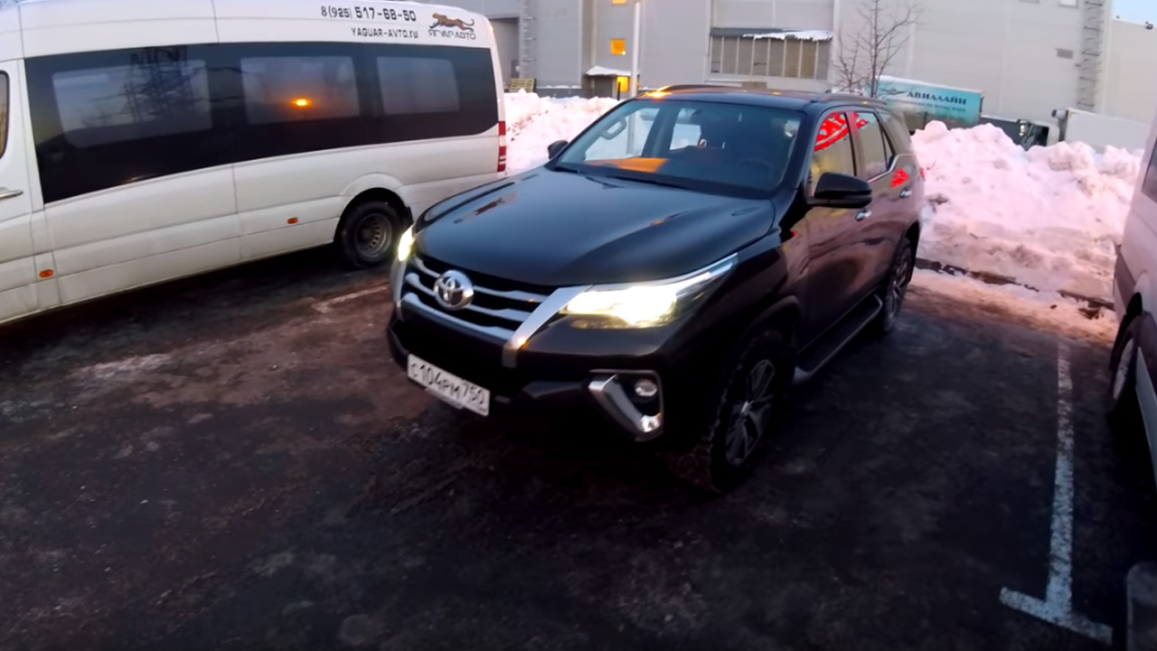 Анонс видео-теста Взял Toyota Fortuner - остальным на выход...