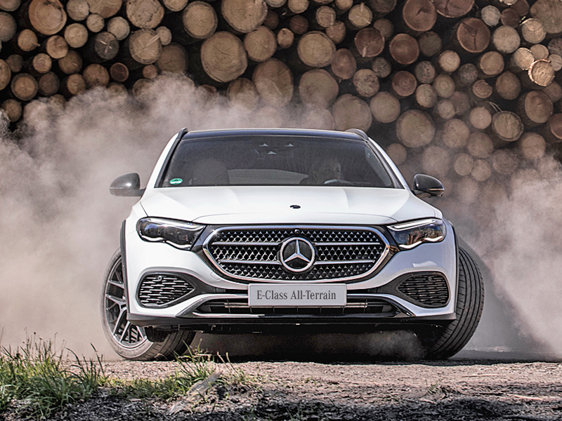 Подкаст Между универсалом и кроссовером