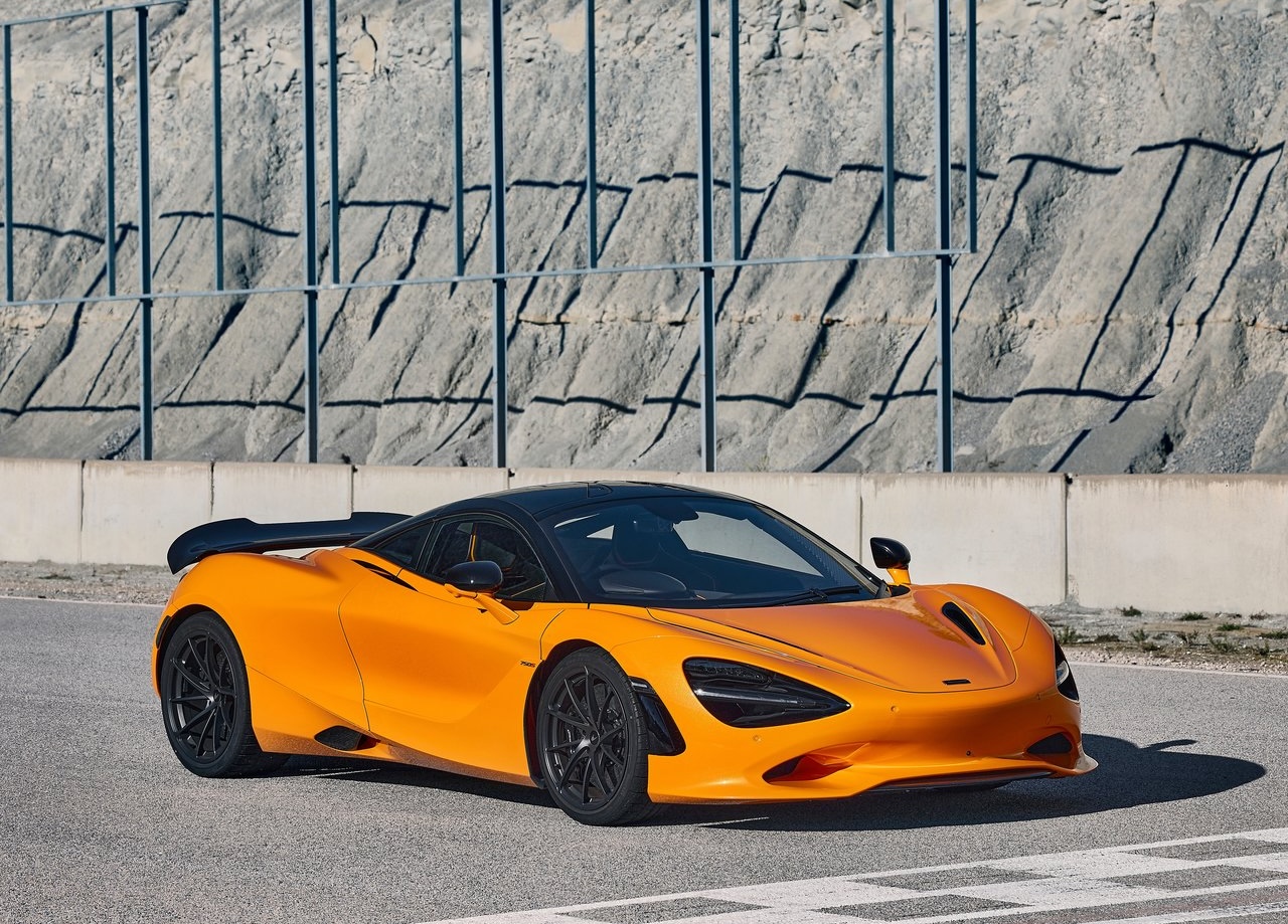 Анонс тест-драйва McLaren завершит выпуск суперкара 750S в 2027 году