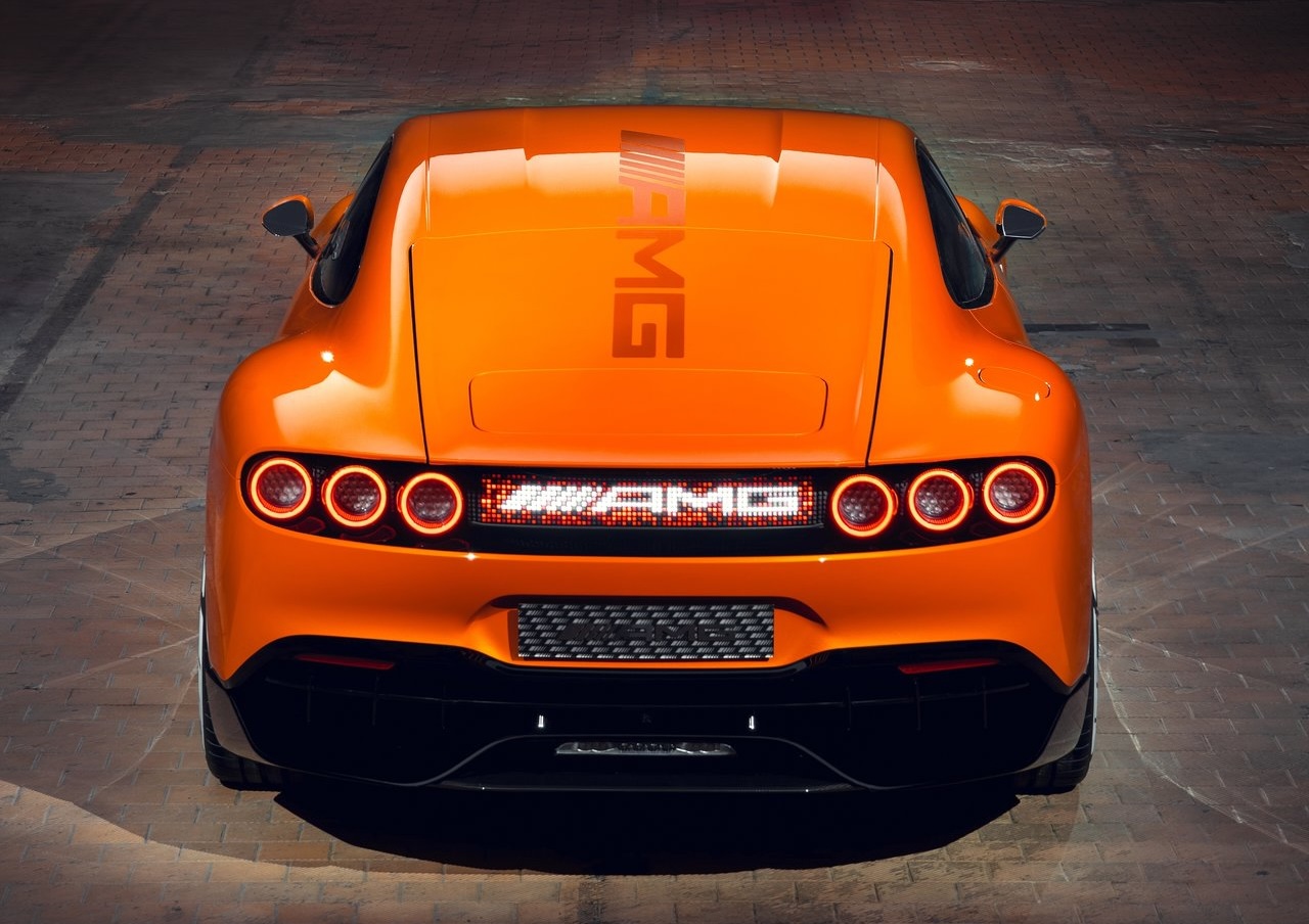 Анонс тест-драйва Mercedes-AMG готовит новый электрокроссовер мощностью свыше 1000 сил