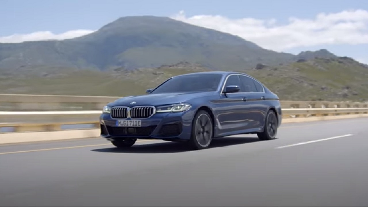 Анонс видео-теста New BMW 5 series 2020 - обзор Александра Михельсона