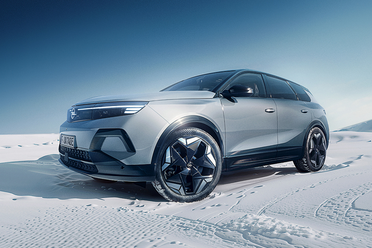 Анонс тест-драйва Opel Grandland Electric AWD