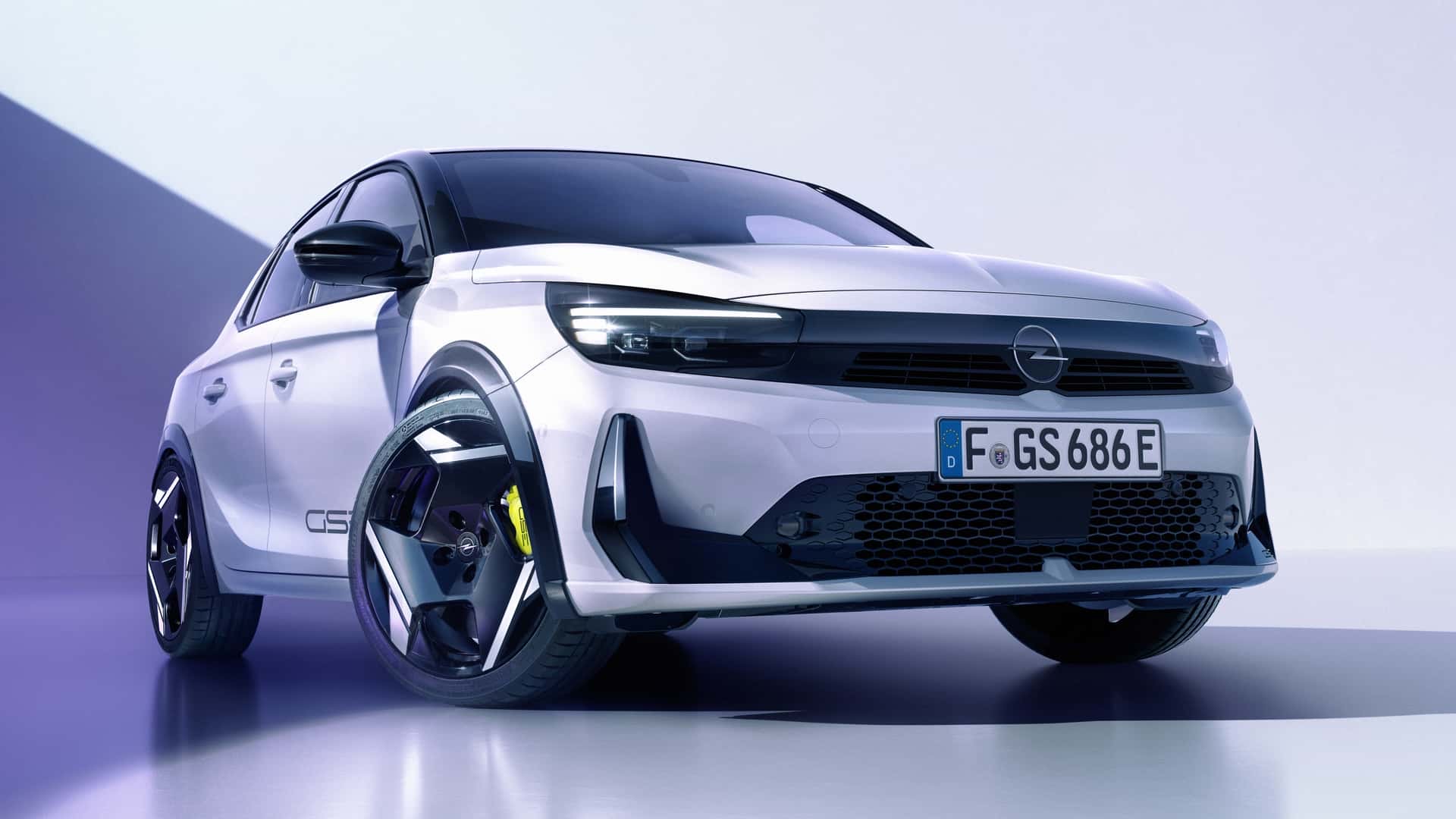 Анонс тест-драйва Opel представил самую быструю серийную модель в истории марки