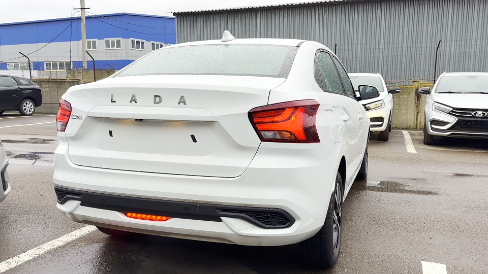 Анонс видео-теста 2025 LADA ISKRA СЕДАН TECHNO. ОБЗОР МАКСИМАЛКИ.