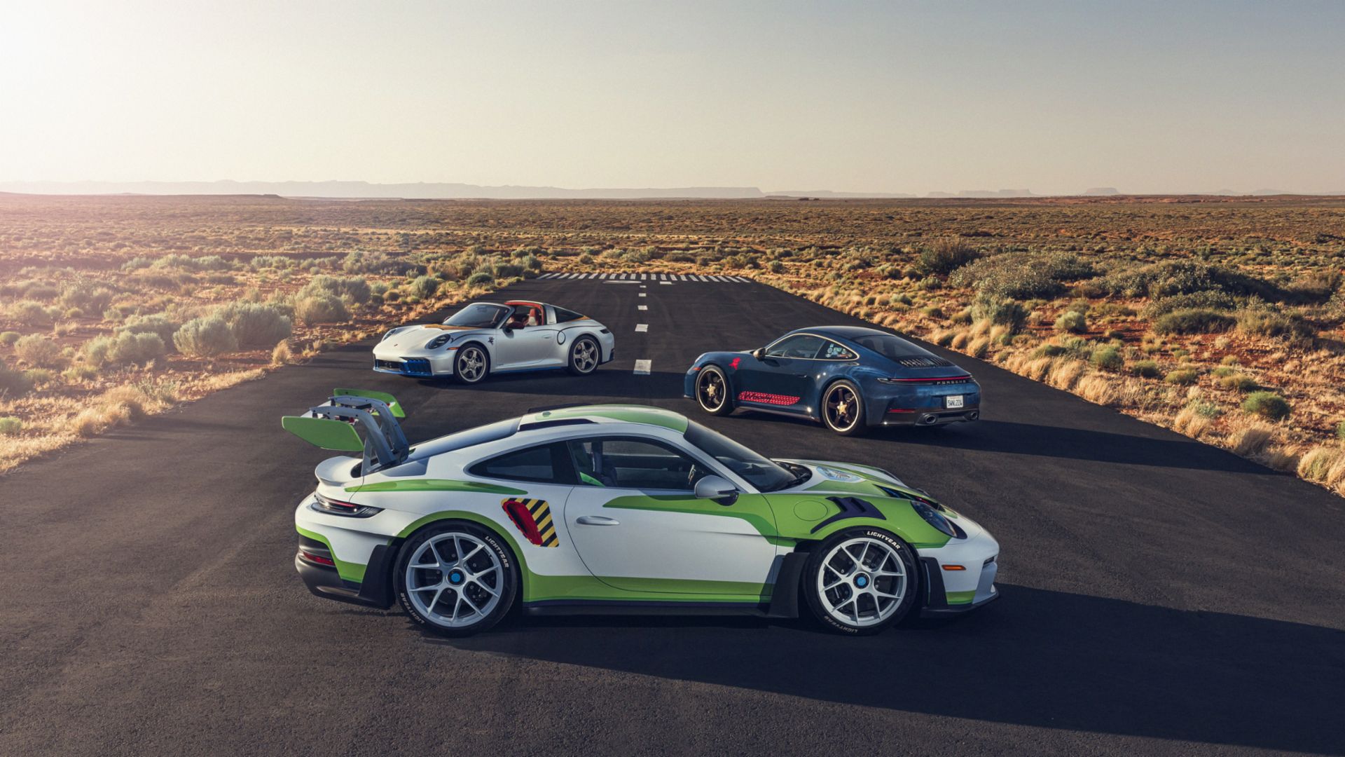 Анонс тест-драйва Porsche представила спецверсии 911, вдохновленные героями мультфильма «Истории игрушек»