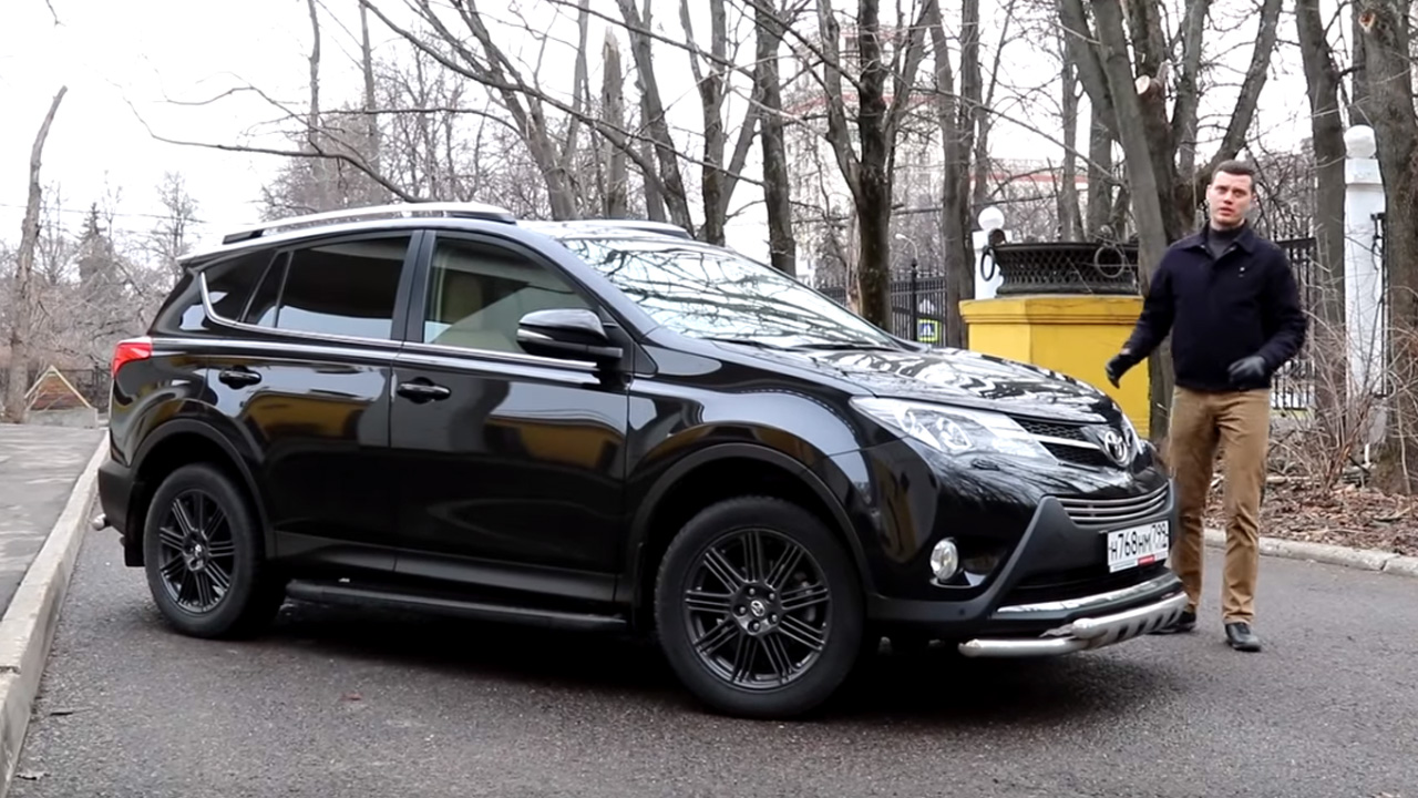 Анонс видео-теста Как камри, только практичный и с полным приводом - Toyota RAV4
