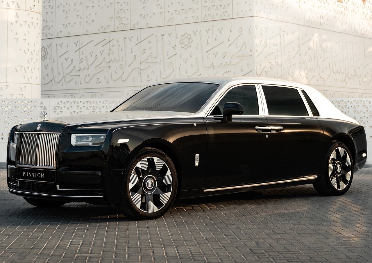 Анонс тест-драйва Rolls Royce не откажется от двигателя V12
