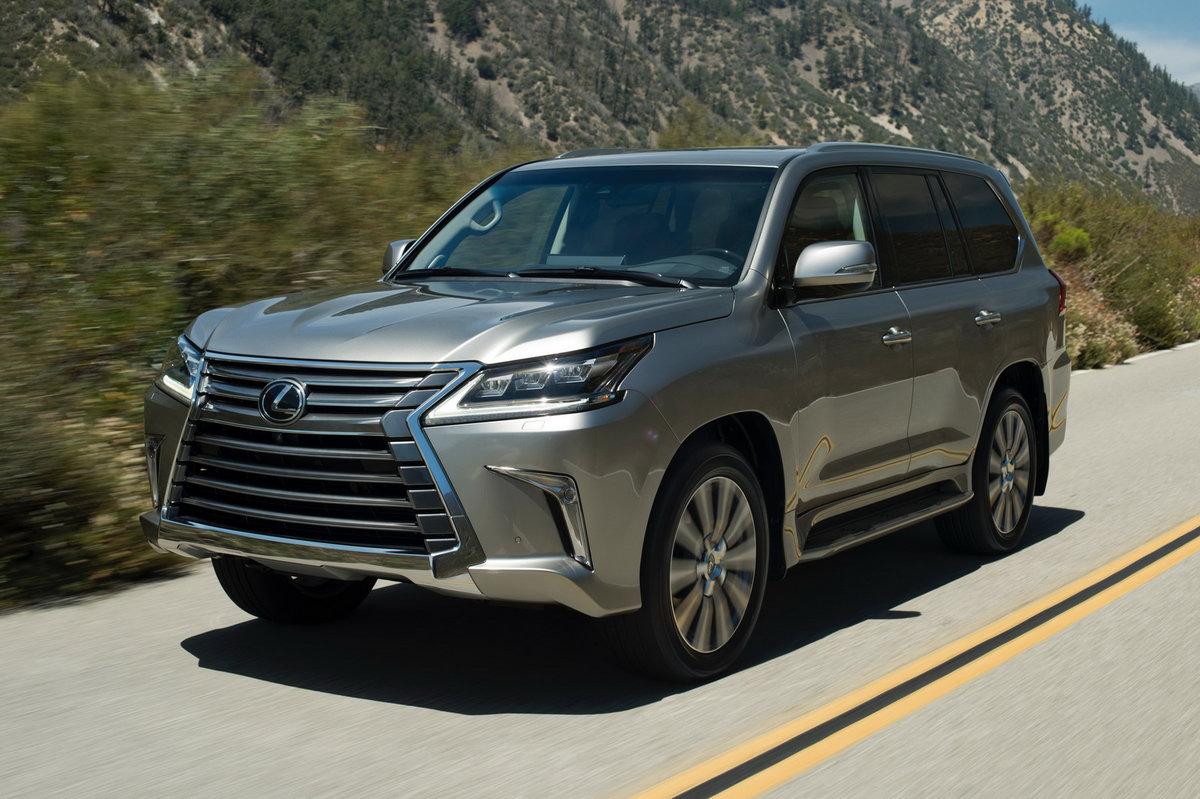 Анонс тест-драйва Подходит ли Lexus LX 570 для семьи?