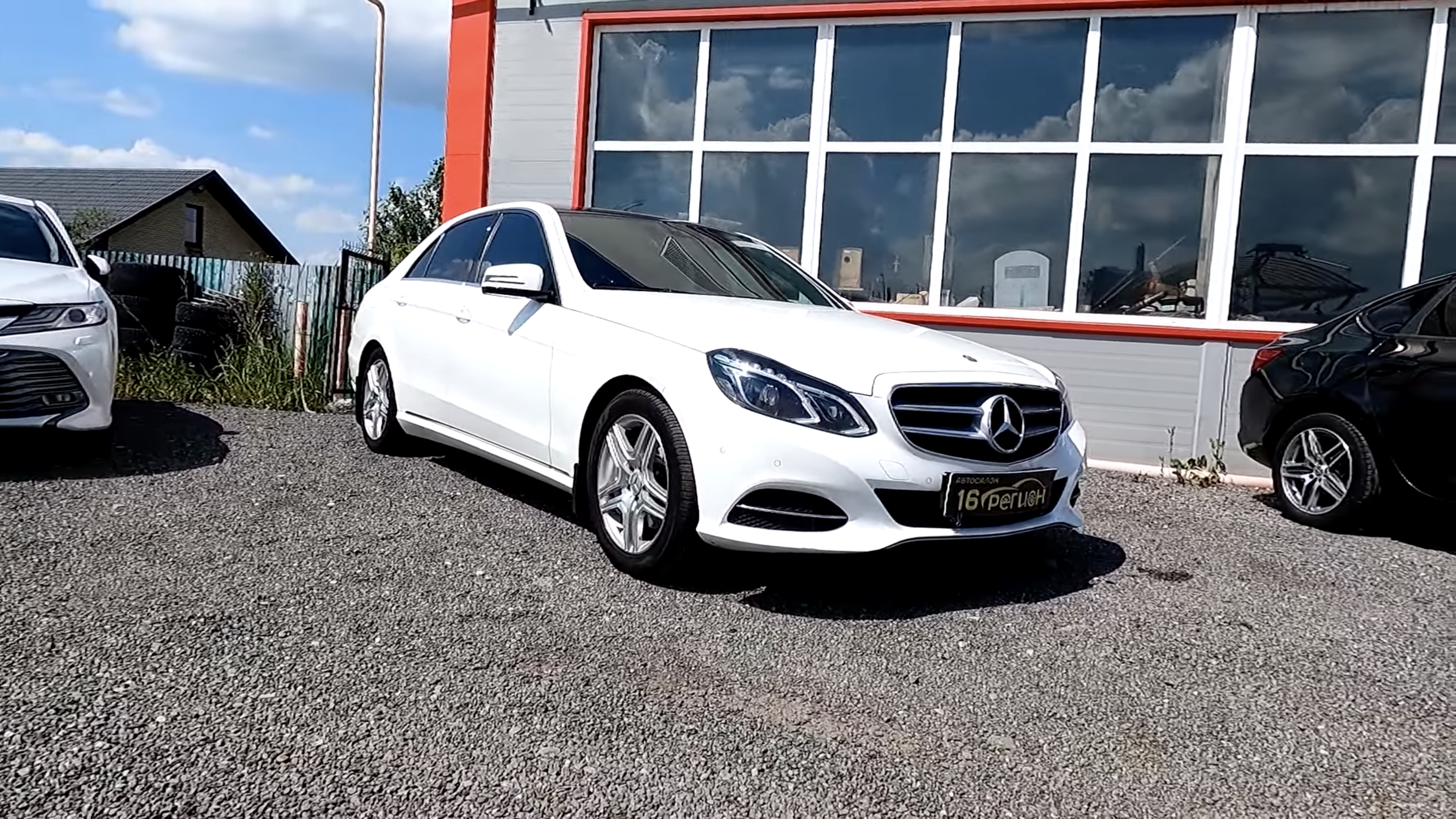 Анонс видео-теста 2013 Mercedes-Benz E250d Тест-Драйв. Стильный и быстрый!