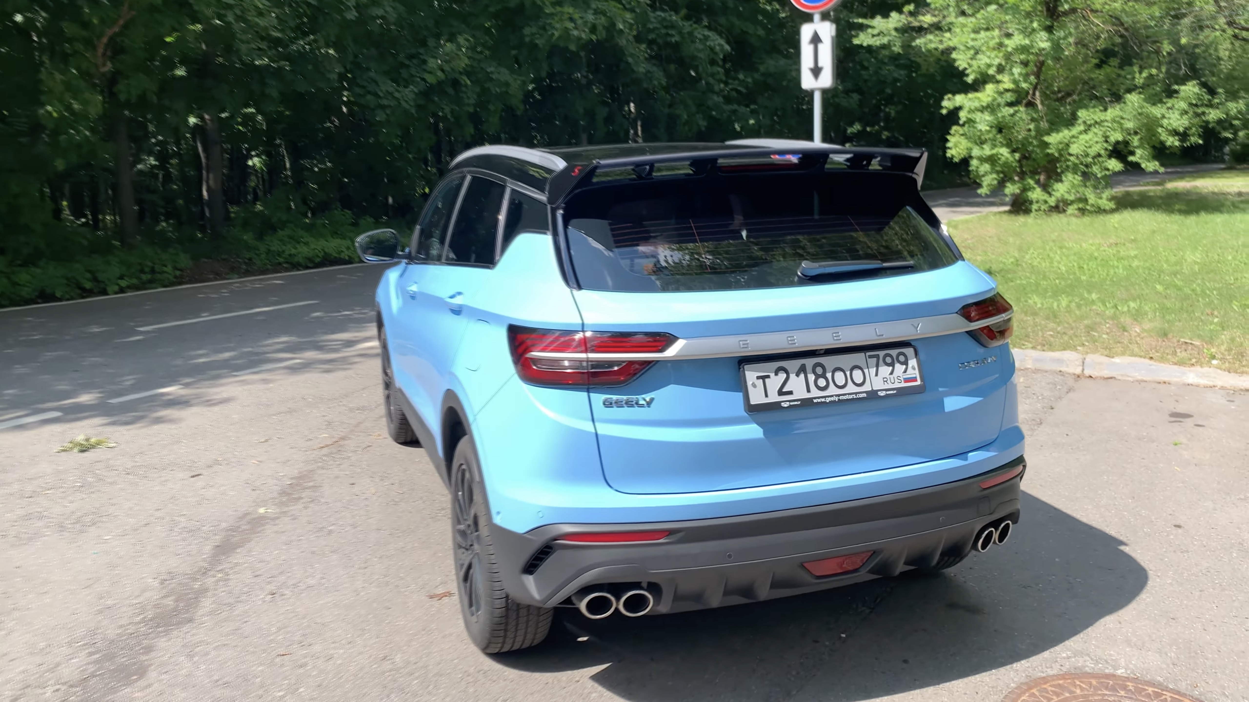 Анонс видео-теста Пора выбирать новый автомобиль - женский взгляд / Geely Coolray 2022