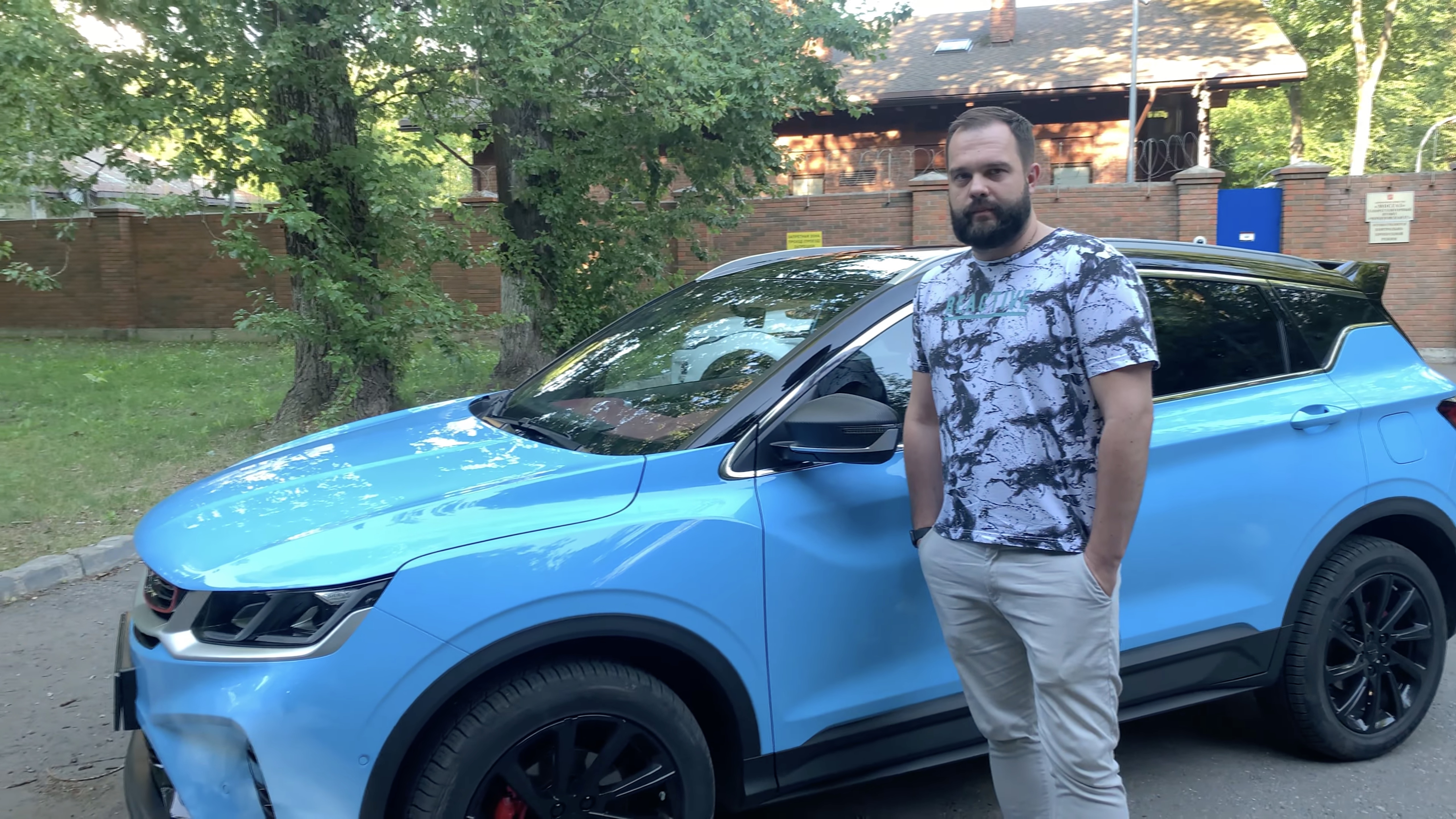 Анонс видео-теста Пора выбирать новый автомобиль - мужской взгляд / Geely Coolray 2022