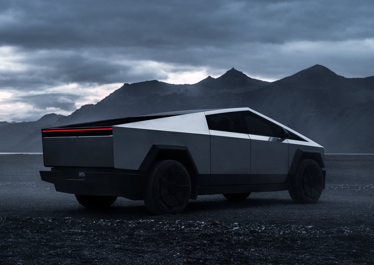 Анонс тест-драйва Tesla тихо убрала из конфигуратора Cybertruck опциональную дополнительную батарею 