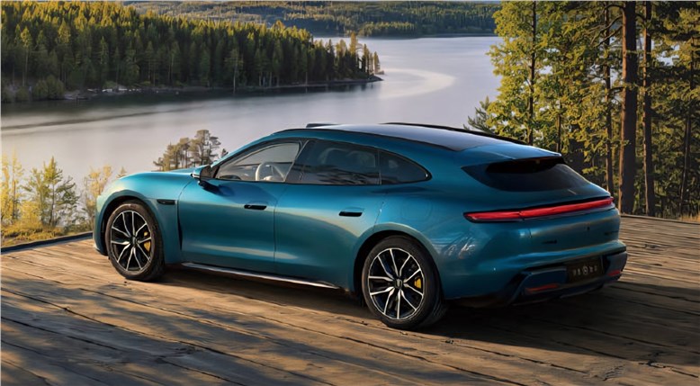 Huawei и SAIC показали свой первый универсал