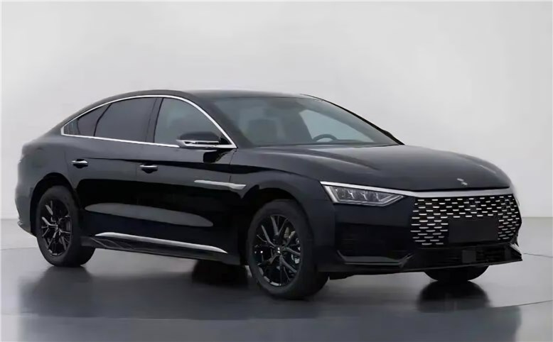 BYD представил новый электроседан Linghui e9 для сервисов такси