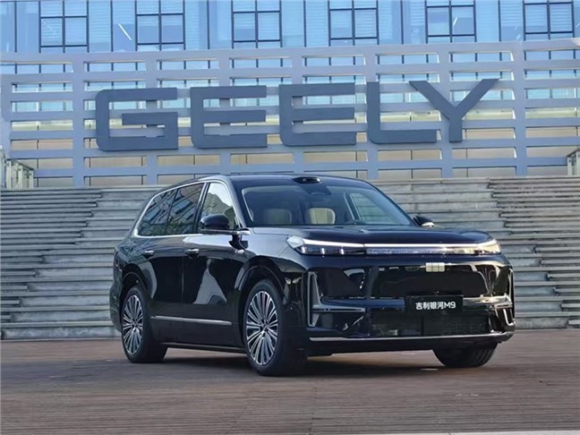 Geely обогнала BYD по продажам легковых автомобилей в Китае