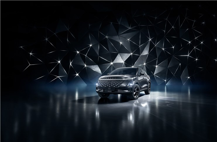 На российский рынок выходит новая версия OMODA C5 – Black Diamond