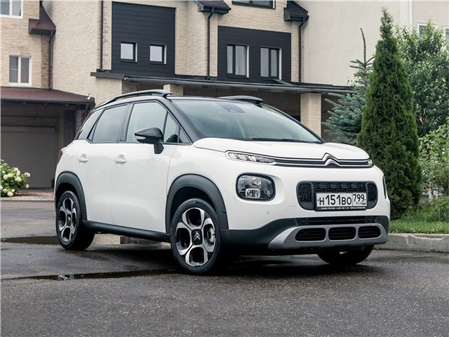 CITROEN C3 AIRCROSS: ГАРДЕРОБ С НАРЯДАМИ