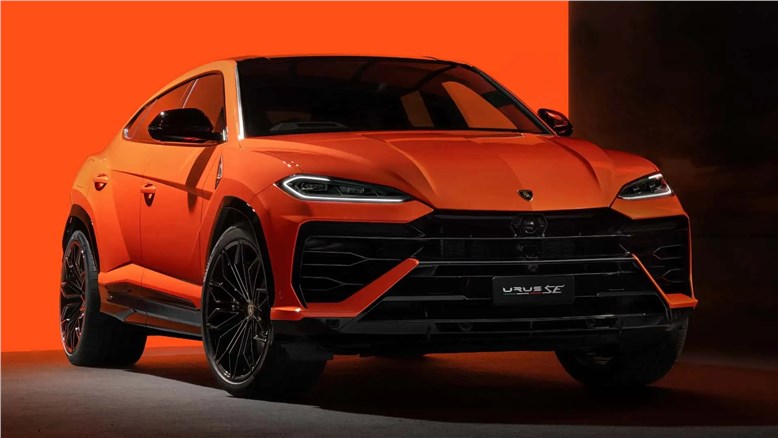 Lamborghini покажет две новинки в этом году