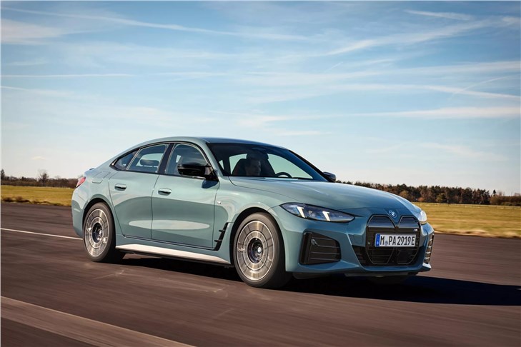Новый BMW i4 M60 получил запас хода до 536 км и оказался быстрее M3
