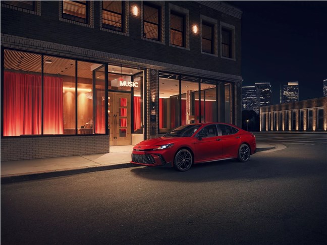 Toyota планирует продавать в Японии автомобили американской сборки