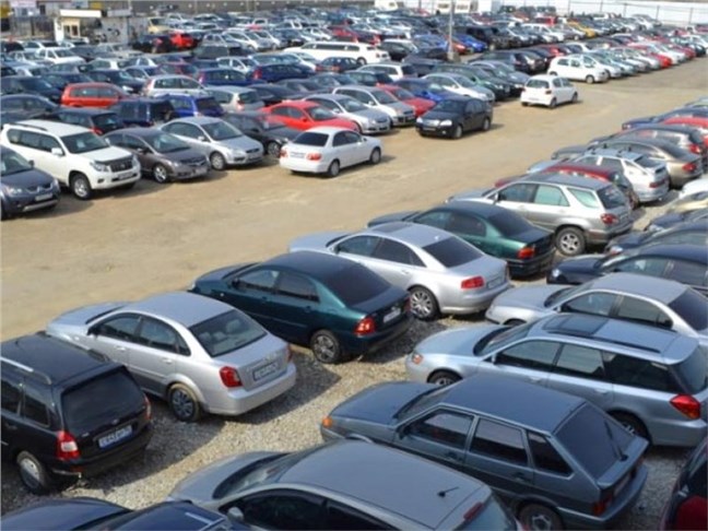 Минпромторг разрабатывает меры для предотвращения обвала авторынка на 40% в 2025 году