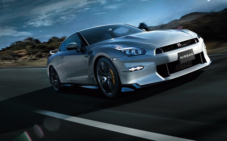 Nissan попрощалась с GT-R в двухминутном ролике