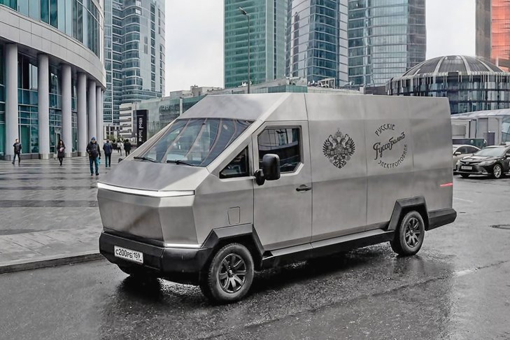 Броня крепка