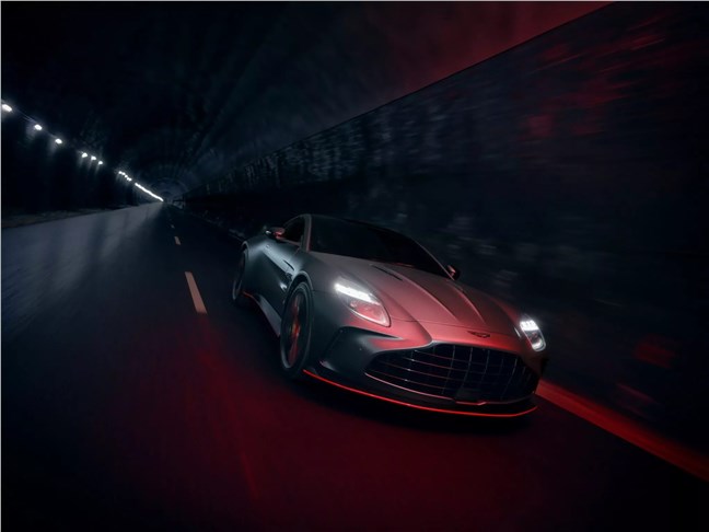 Aston Martin представил 671-сильный Vantage S