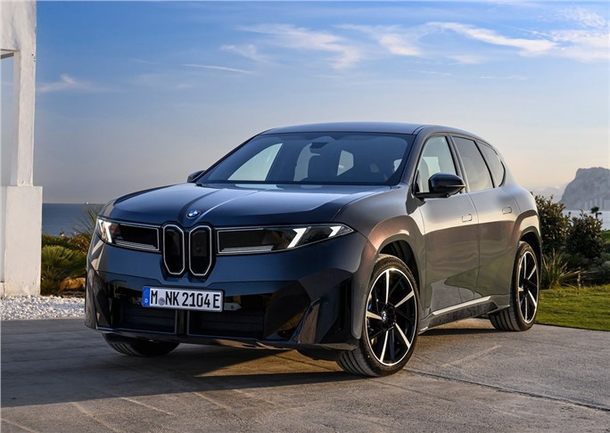 BMW отзывает тысячи новых iX3 из-за риска удара током и проблем с подушками безопасности