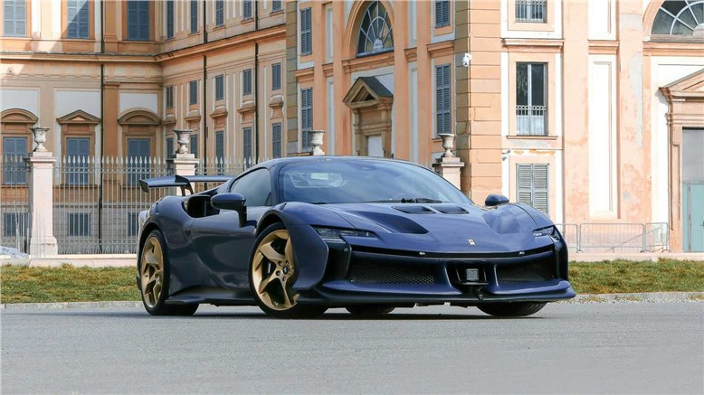 Ferrari SF90 XX Spider впервые появился на открытых торгах