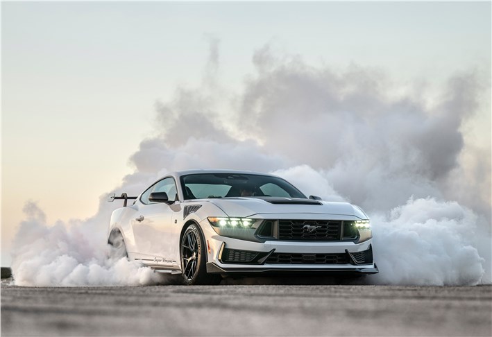 Ford готовит гоночный Mustang Dark Horse