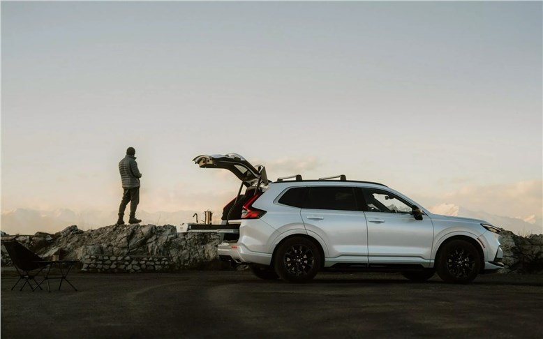 Honda представила кемпер-версию CR-V в честь 30-летия модели