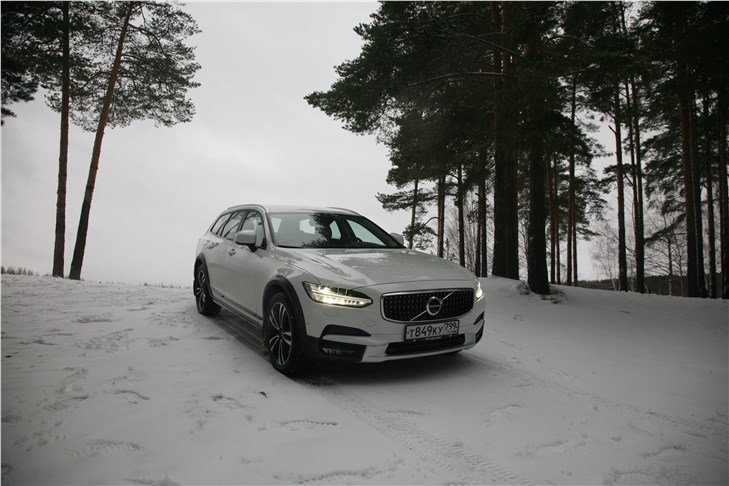 Почему Volvo V90CC должен понравиться не только Грете Тунберг