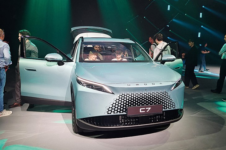 Представлена модель Omoda C7
