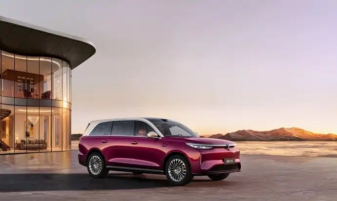 Wey готовит к выходу на рынок конкурента LiXiang L9