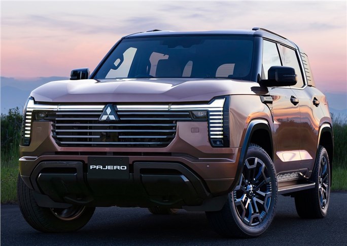 Mitsubishi объяснила отказ от запасного колеса на новом Pajero