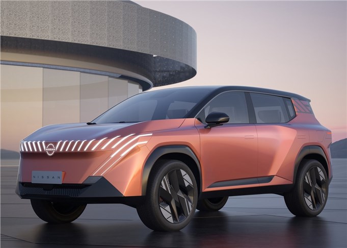 Nissan откладывает запуск двух новых электромобилей из-за падения популярности электрокаров